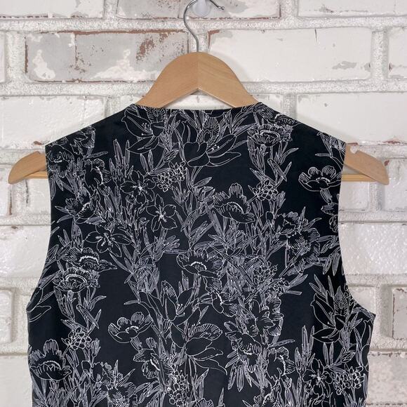 Ann Taylor Petite Black and White Floral V-neck Sleeveless Jumpsuit S - Picture 9 of 14